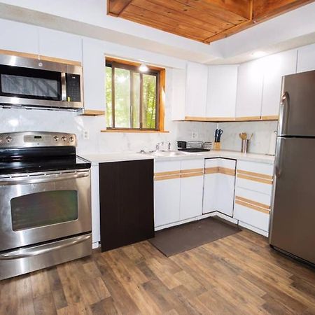 Entire 3 Bedroom Adventure Chalet, Near The Best Of The Poconos イースト・ストラウズバーグ エクステリア 写真